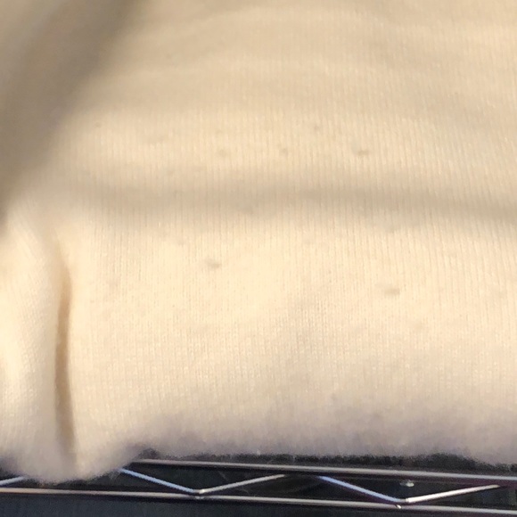 Victoria’s Secret Cashmere Sweater - Picture 8 of 8